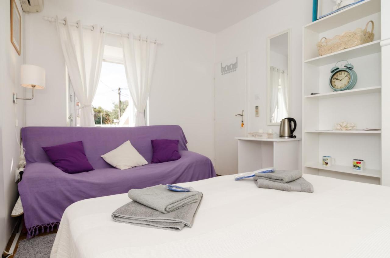 White Wave Guest House دوبروفينك المظهر الخارجي الصورة